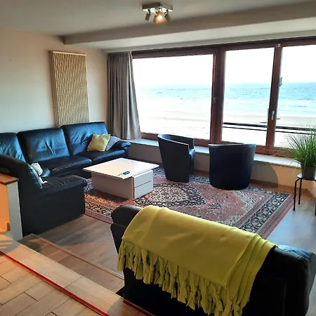 아파트 Seasight In